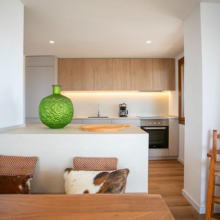 Beachfront Holiday Apartment Lotja 7 - Grupo Berna كولونيا سانت خورذي المظهر الخارجي الصورة